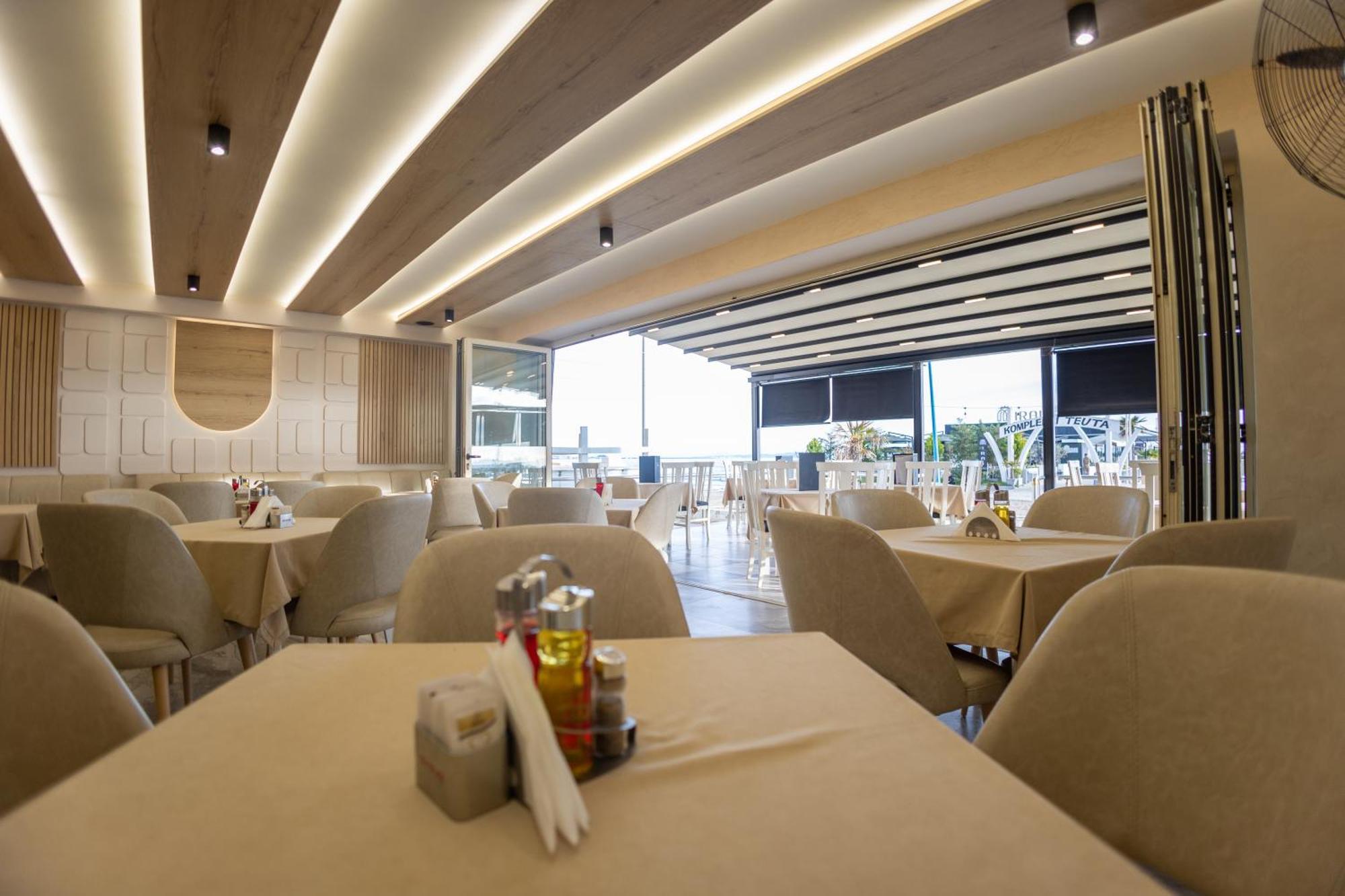 Hotel Klebrido Дуррес Экстерьер фото